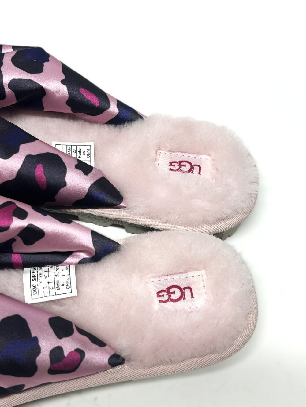 UGG Lushette leopard puffer satin slippers size 9 - Picture 7 of 9
